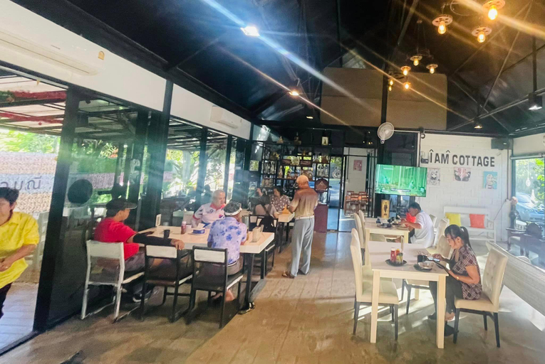 Food & Drinks 5, I AM Cottage, Kamphaeng Saen