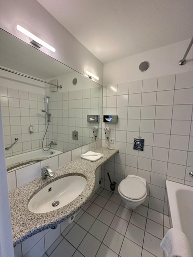 Others 5, enjoy hotel am Studio, Berlin