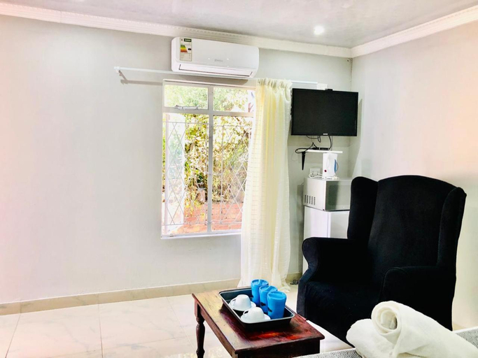 Others 3, Chapman Guesthouse, Umgungundlovu