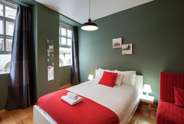 Bedroom 5, Aparthotel Oporto Entreparedes, Porto