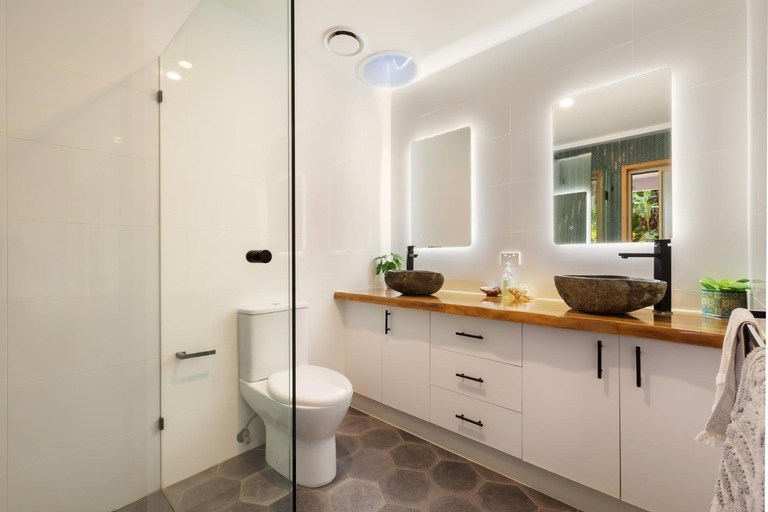 Others 5, NEW Luxury Angourie Villa! Dream location, WiFi ++, Clarence Valley- Coast