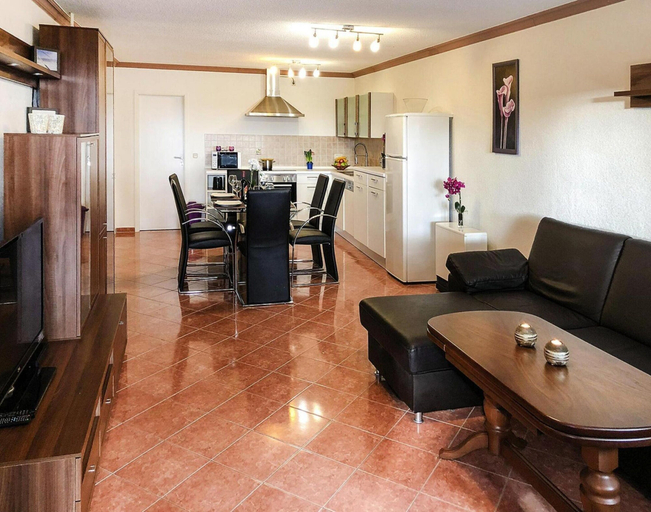 Living room 3, Schones Ferienhaus mit Terrasse, Mecklenburgische Seenplatte