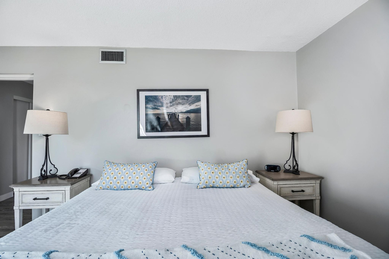 Bedroom 3, First Floor Master Suite Bay View, Cecil
