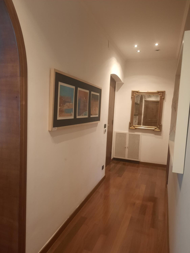 Others 5, Residenza Nisio, Bari