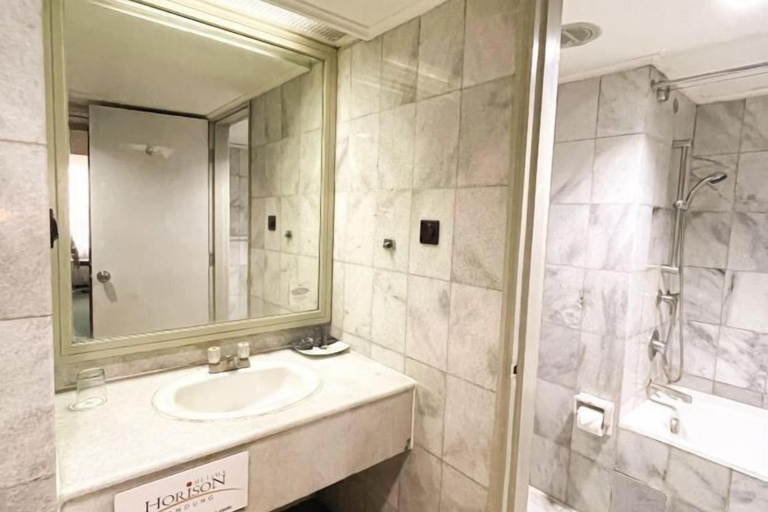 Bathroom 22