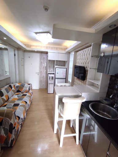 Dining Room 15