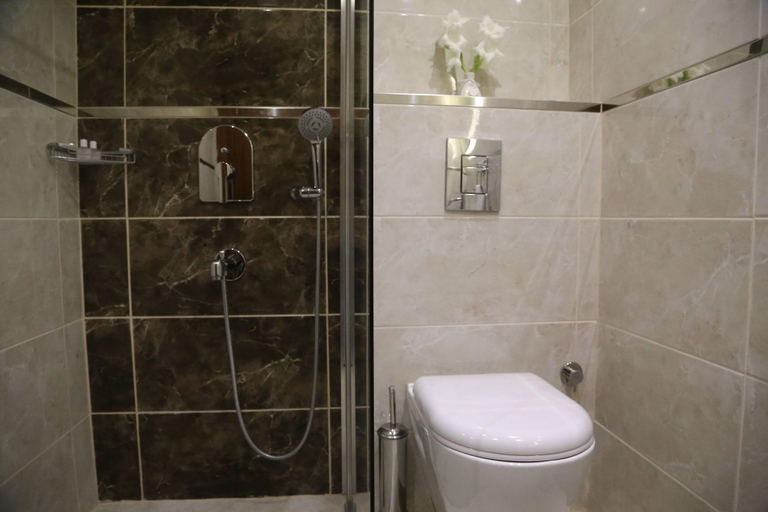 Bathroom 4, Camlicesme Hotel, Merkez