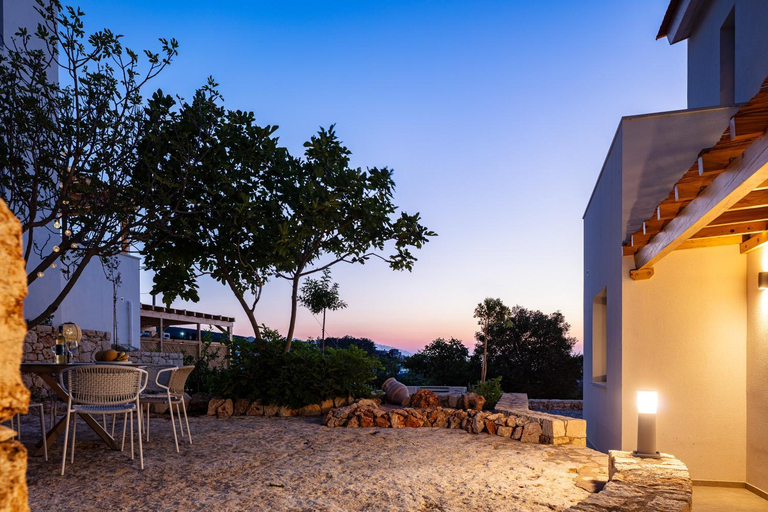 5, Villa Sun, Roussospiti, Crete