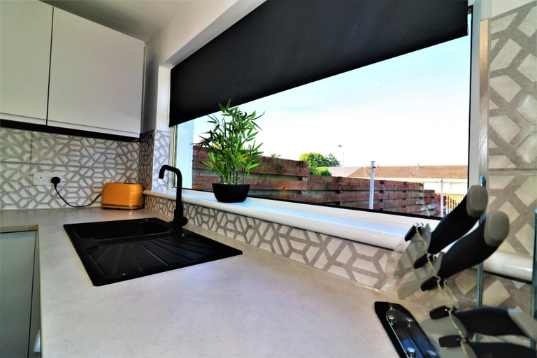 Others 4, Morland House - East Kilbride, South Lanarkshire