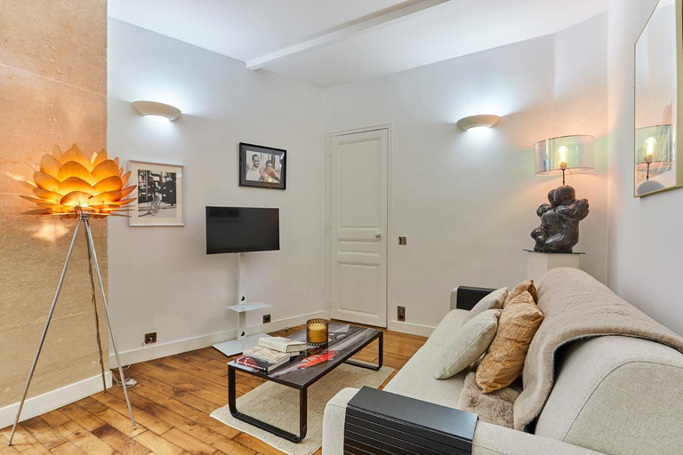 Others 5, Residence Tour Eiffel by Studio prestige, Paris