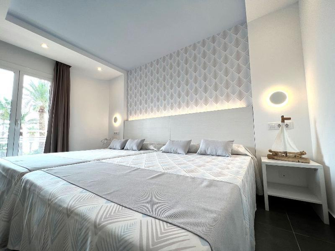 Bedroom 3, Hotel Sorra Daurada Splash, Barcelona