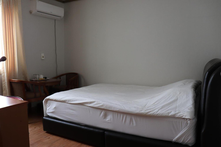 Bedroom 5, Jeju Orasung, Jeju