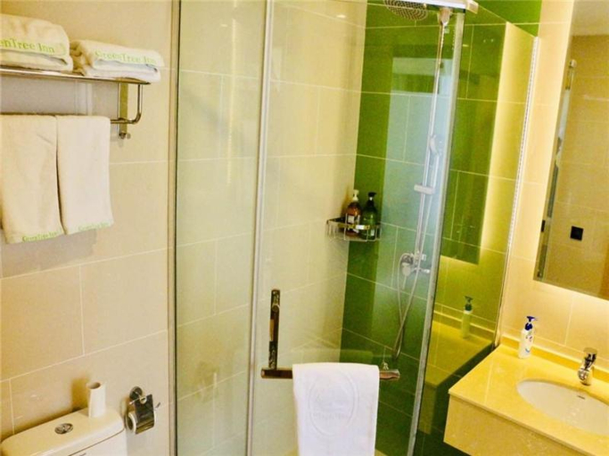 Bathroom 2, GreenTree Inn HuaiAn Area for development Shenzhen East Road Express Hotel, Huai'an