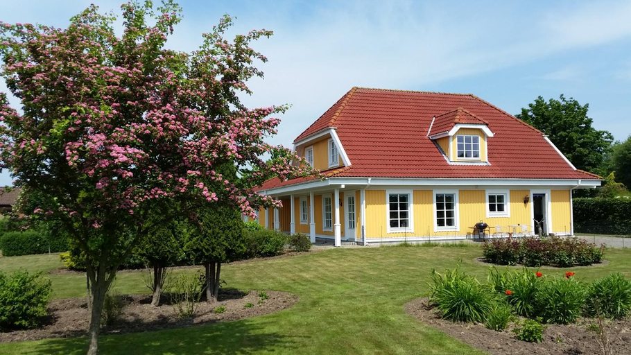 Others 2, Johnnys Bed & Breakfast, Guldborgsund