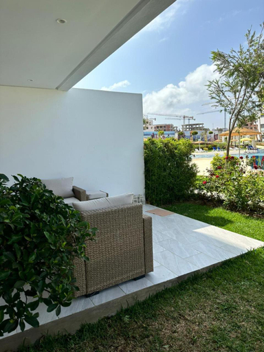 Others 4, Appartement avec grand jardin et acces direct a la piscine, Tétouan
