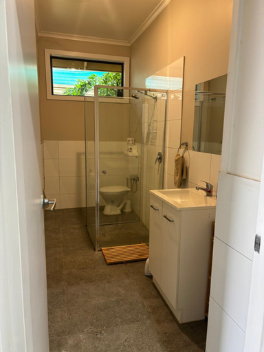 Bathroom 21