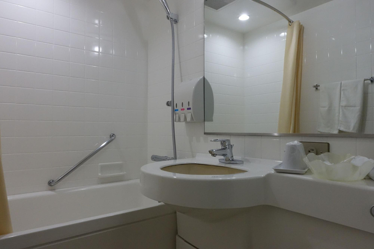 Bathroom 4, Urayasu Beaufort Hotel, Edogawa