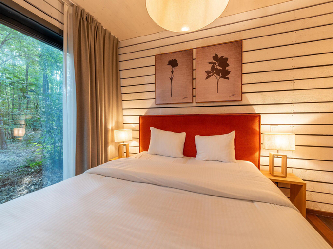 Bedroom 2, Charming Forest Cottage, Hainaut