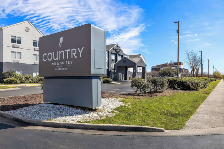 Exterior & Views 2, Country Inn & Suites by Radisson, LSU/Medical Corridor, East Baton Rouge