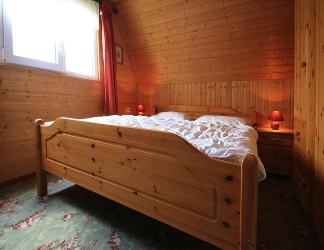 Room 5, Bootshaus in Teterow - Formerly TUI, Rostock