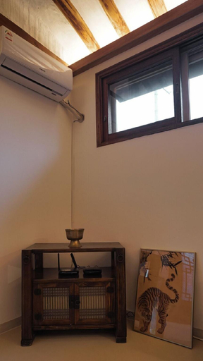 Others 5, Unwadang Private Luxury Hanok House in Bukchon, Jongno