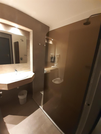 Bathroom 4, Oxford Hotel, Montevideo