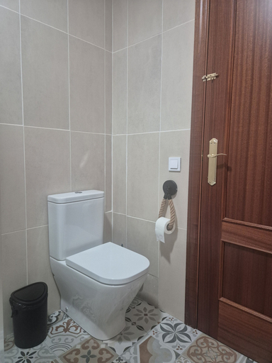 Bathroom 4, Pensión Javier, Sevilla