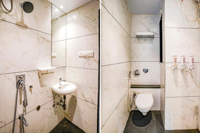 Bathroom, FabHotel Global Spaces - Nr. NESCO Exhibition Center, Mumbai Suburban