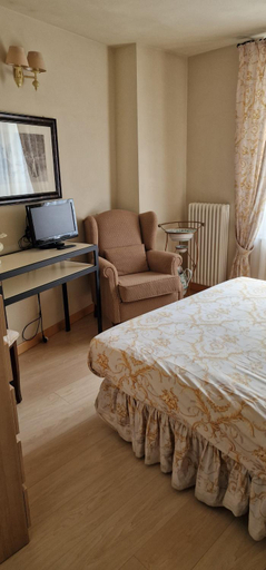 Bedroom 2, Antica Casa Menetti B e B, Modena