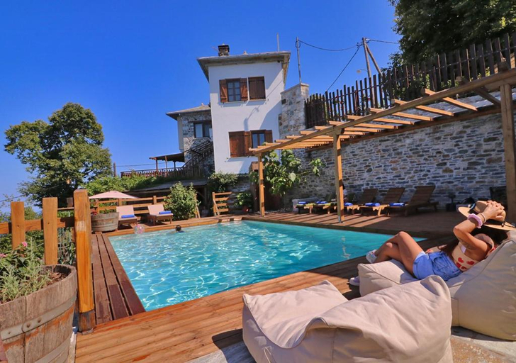 Sport & Beauty, Adama, Thessaly