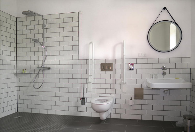 Bathroom 2, Gastehaus Graf Haus, Kulmbach