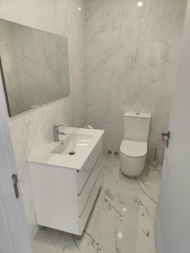 Bathroom 2, Quinta de Basto House, Felgueiras