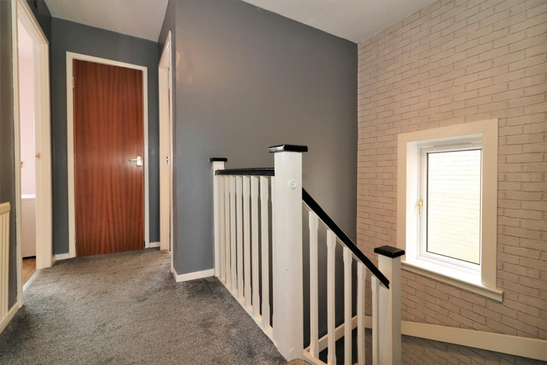 Others 3, Binnie House - Cumbernauld, North Lanarkshire