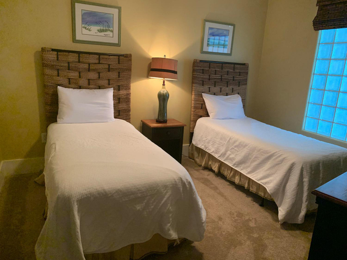 Bedroom 1, Bella Luna #404, Escambia