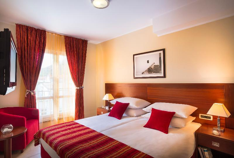 Bedroom 3, Valamar Villa Adria, Baška