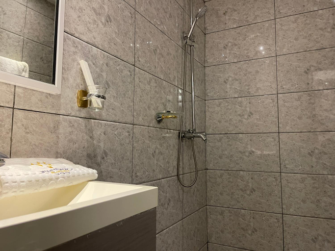 2, VENDOME Hotel, Wouri