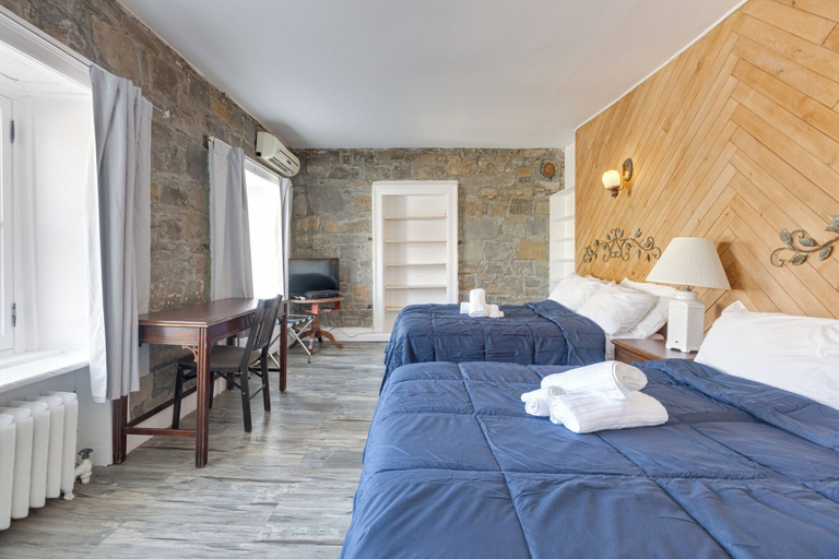 Bedroom 2, Hotel Le Cavalier - M11, Communauté-Urbaine-de-Québec