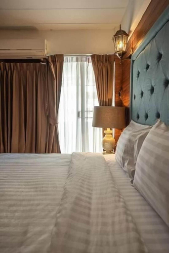 Bedroom 2, At 42 Residence, Bang Plad