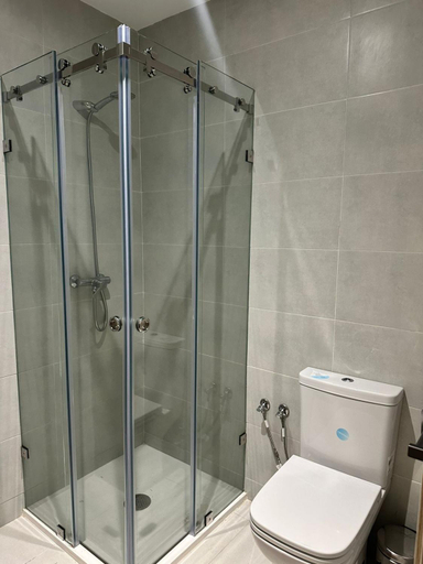 Others 2, Appartement avec grand jardin et acces direct a la piscine, Tétouan
