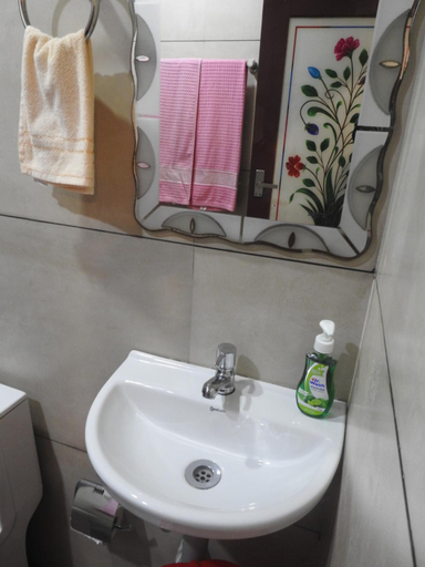 Bathroom 4, Shoreline Marari Beach Villa At Golden Beach Mararikulam, Alappuzha