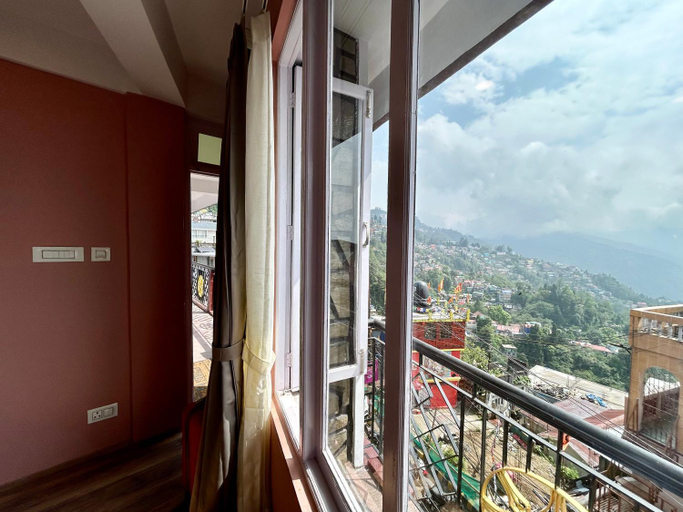 Others 2, Yepplo's King Size Suite Room with Mountain View, Darjiling