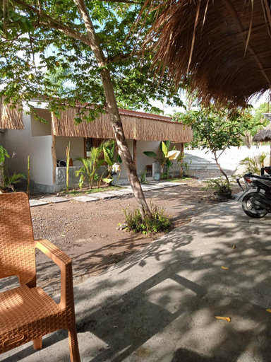 1, BALE oyan, Lombok