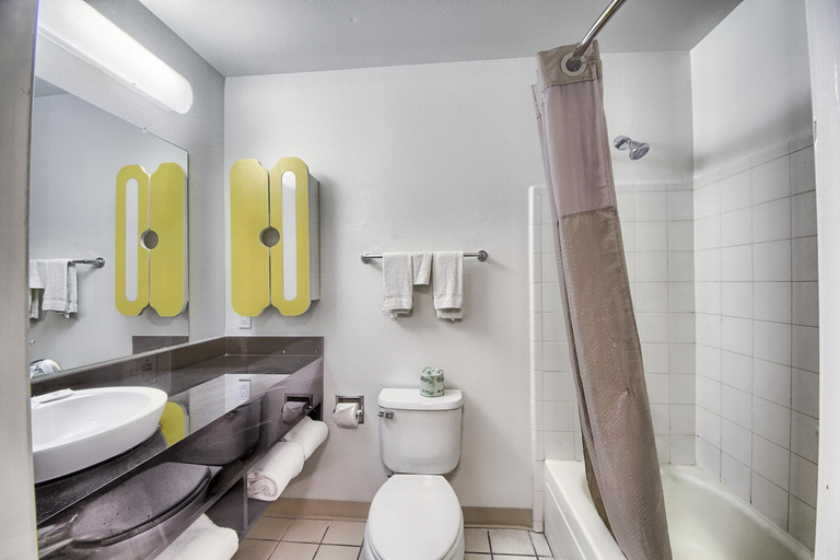 Bathroom 4, Studio 6 Extended Stay - San Antonio, TX - Medical Center, Bexar