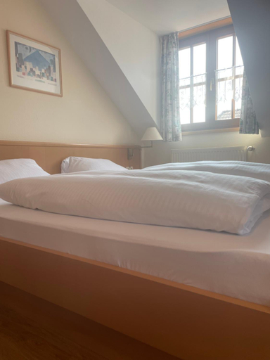Bedroom 3, Lotus Garden, Konstanz