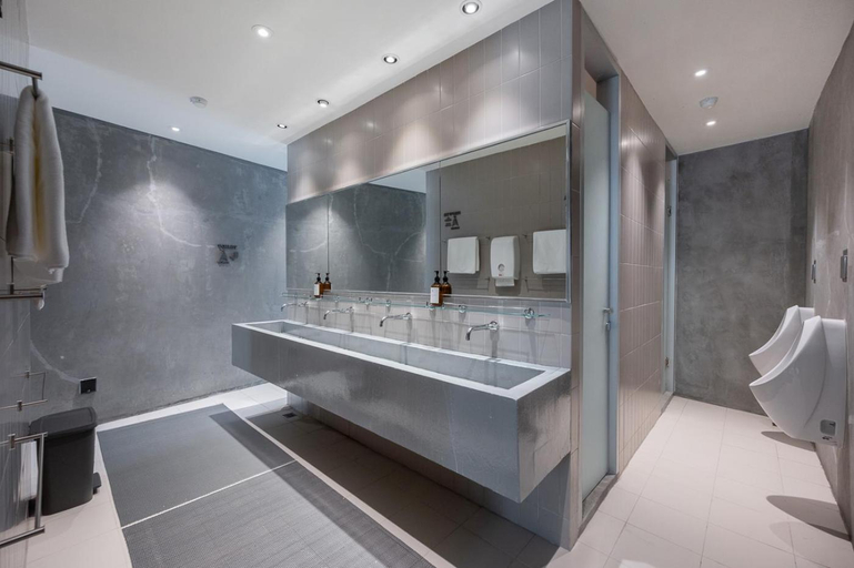 Bathroom 4