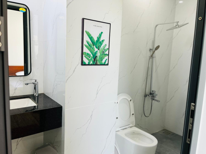 Bathroom 4, Sala coffee & homestay, Buon Ma Thuot