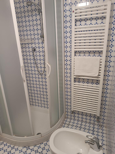 Bathroom 3, Hotel Le Terrazze, Rimini