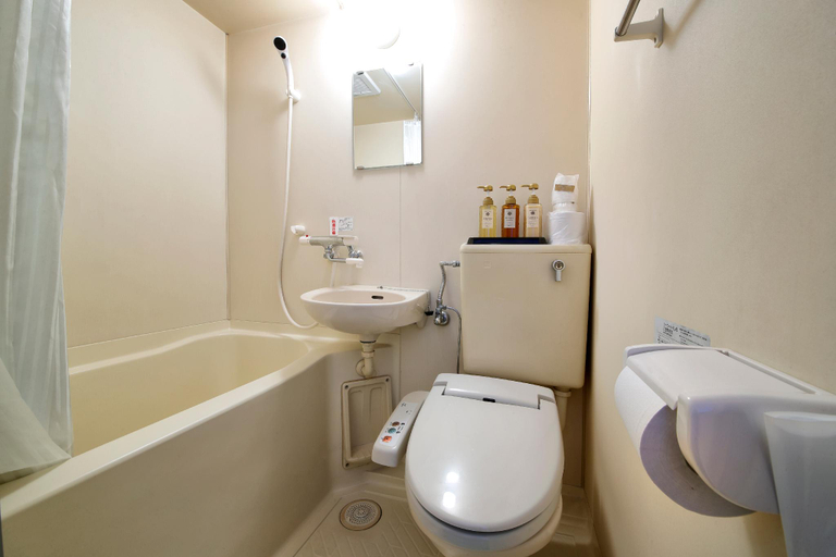 Bathroom 5, HOTEL Nishikawaguchi Weekly, Warabi
