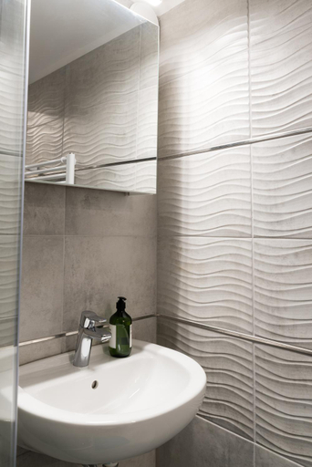 Bathroom 3, Szechenyi Center, Szeged