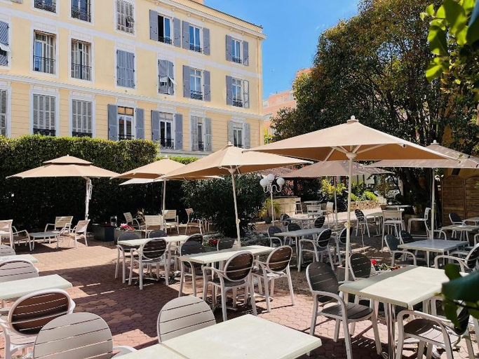 Food & Drinks 5, Hotel De Londres, Alpes-Maritimes